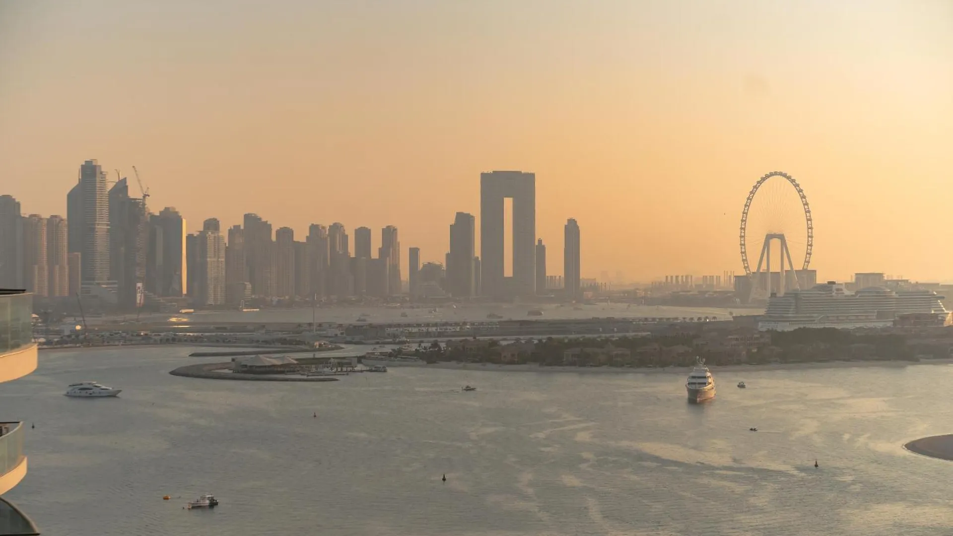 Daire Clever Guest 028 Baltic Dubai